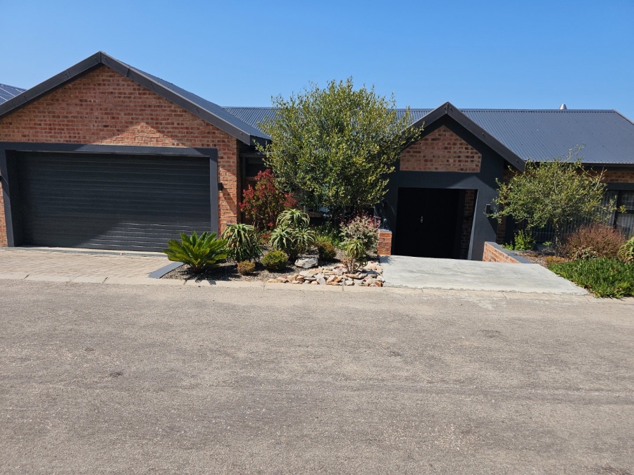 3 Bedroom Property for Sale in Dwarswegstrand Western Cape